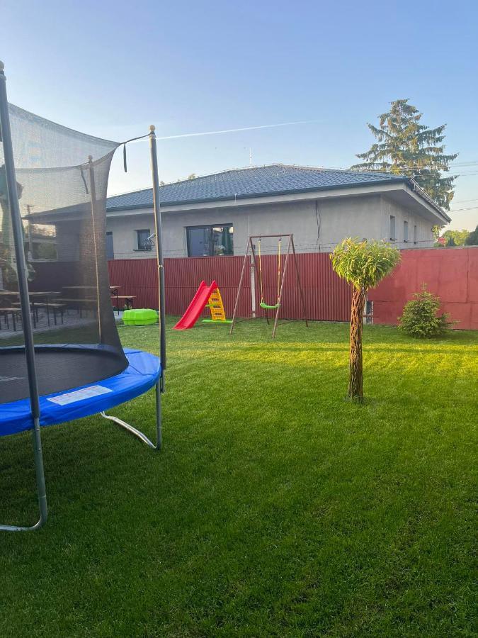 Bekivi Apartmany Dunajská Streda Extérieur photo